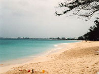 Seven Mile Beach, Grand Cayman © Judith Duk